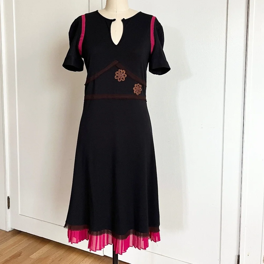 Atelier Yume Dress with Unique Details - Picture 1 of 9